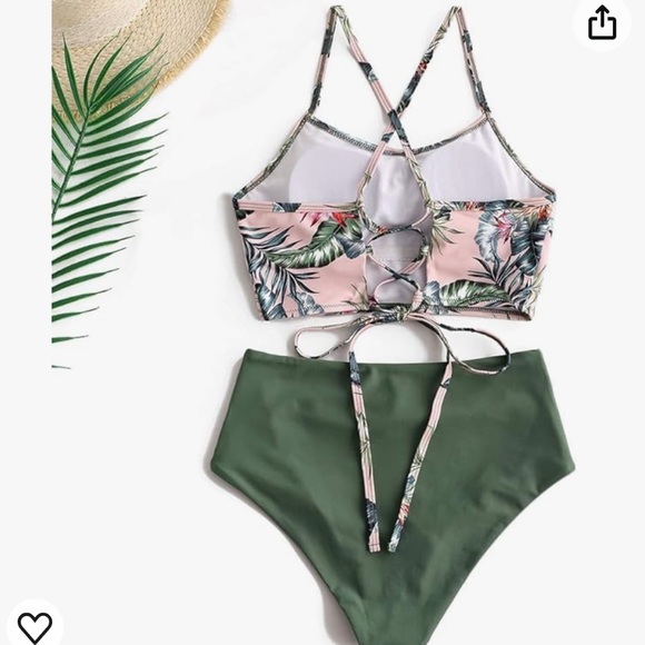 Cupshe bikini with high-waisted bottoms. - Picture 4 of 4